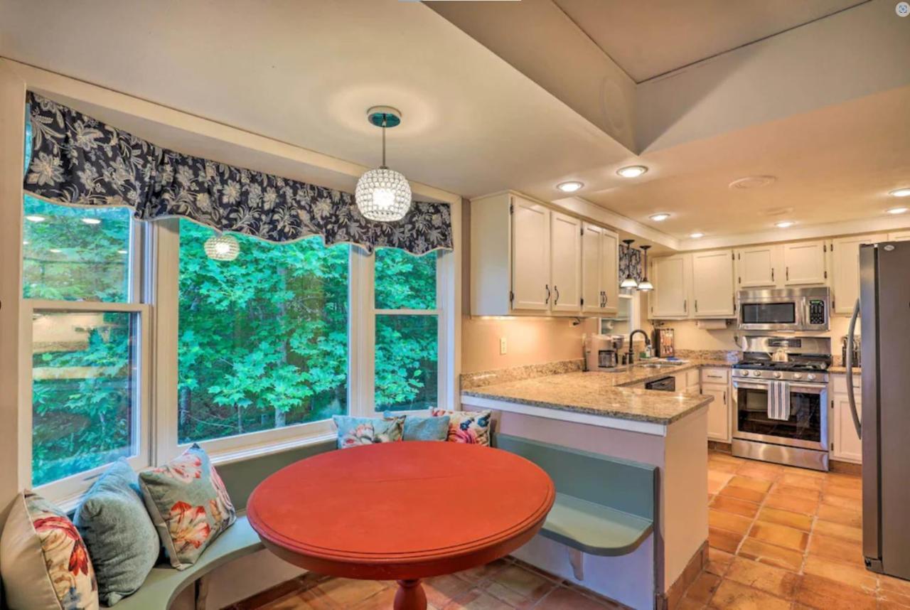 Roamer'S Respite - A Prime Location With Scenic Views For Your Ultimate Retreat Sylva Exterior photo
