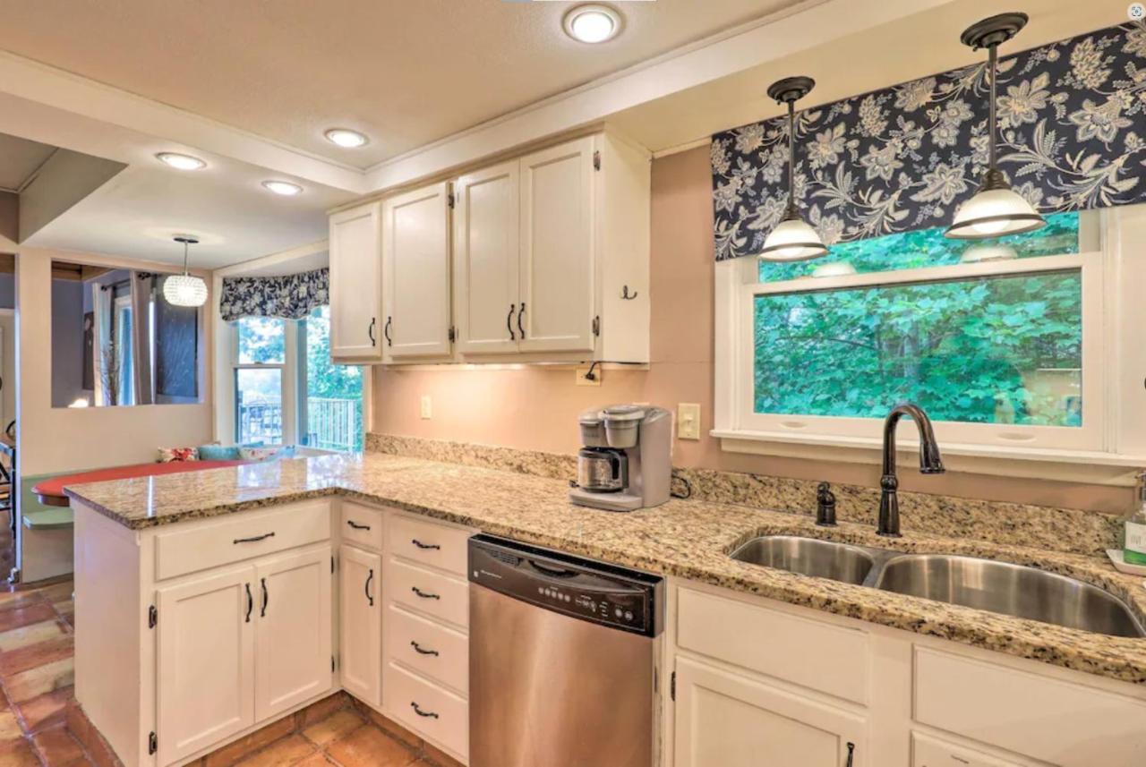 Roamer'S Respite - A Prime Location With Scenic Views For Your Ultimate Retreat Sylva Exterior photo