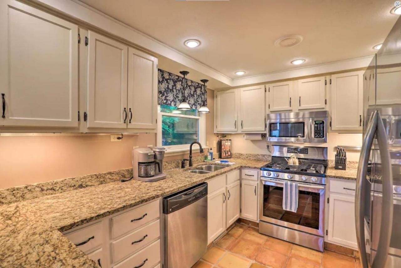 Roamer'S Respite - A Prime Location With Scenic Views For Your Ultimate Retreat Sylva Exterior photo